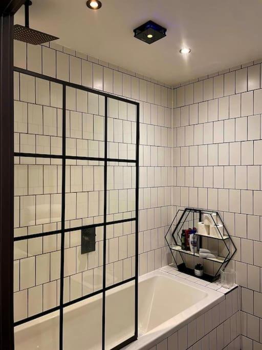Cityzenretreat - Mezzanine Apartment Sleeps 4 Sheffield City Centre Luaran gambar