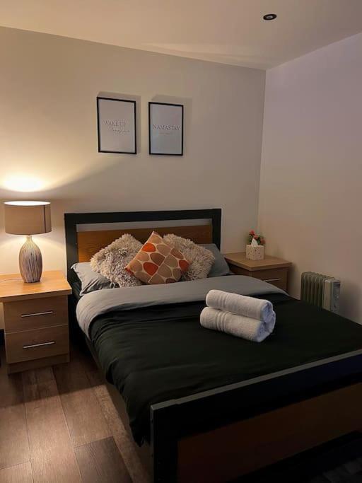 Cityzenretreat - Mezzanine Apartment Sleeps 4 Sheffield City Centre Luaran gambar